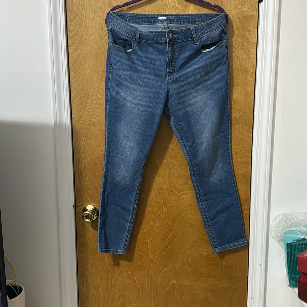 Old Navy Skinny Jeans Size 14